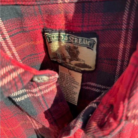 Field & Stream Red and Black Plaid Shirt Casual Button Down Shirts